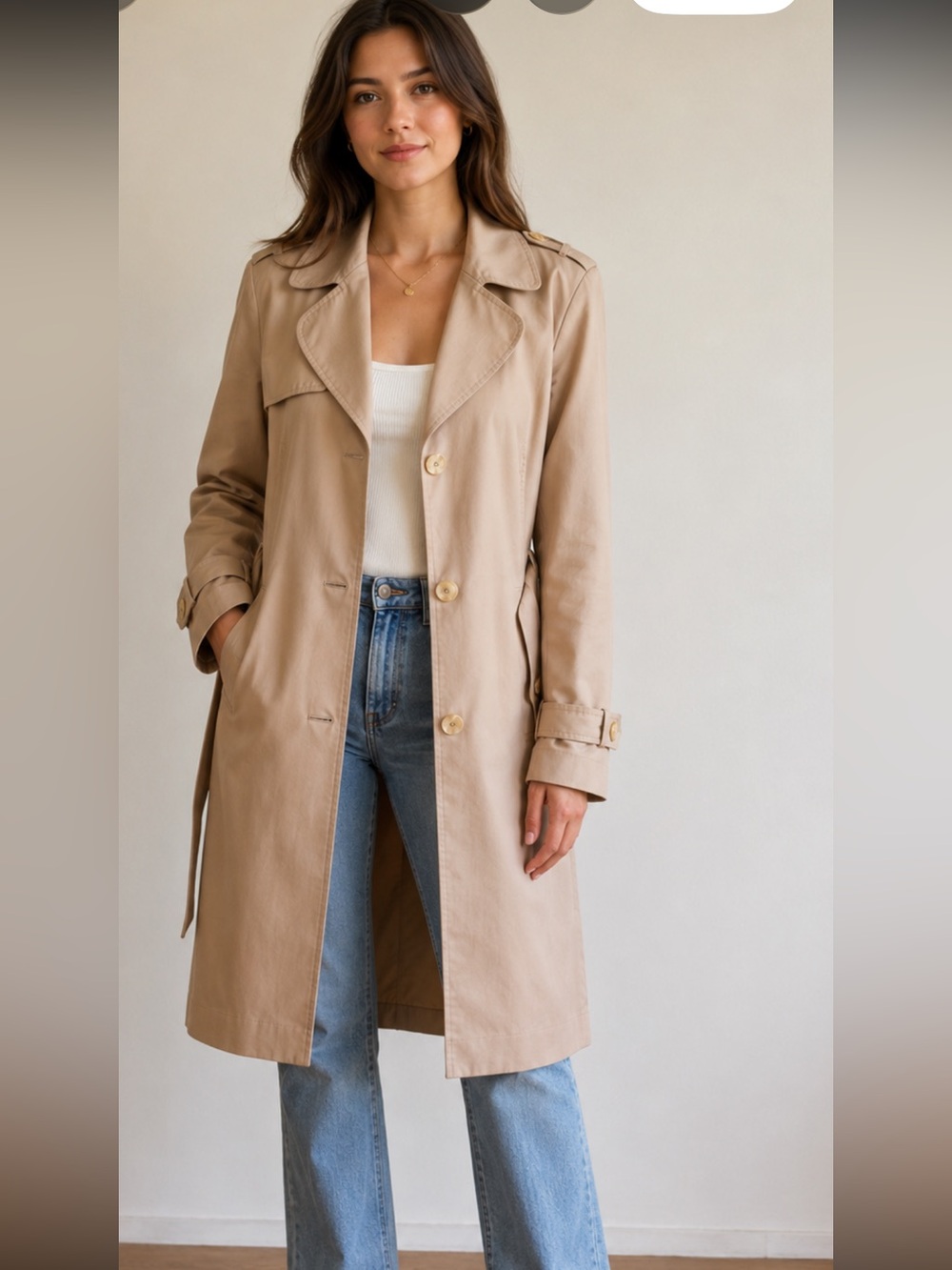 Woman trench coat Large by Kenneth Cole . This is a statement piece and color